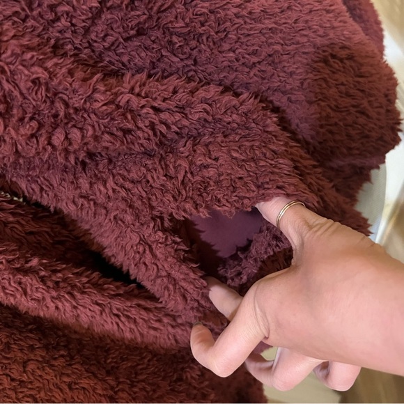 Lululemon Warm Restore Sherpa Pullover - Picture 10 of 13